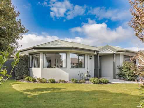 5 Harkness Place, Westport