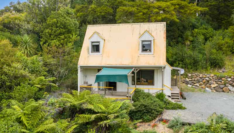 54 Paparoa Station Road, Paparoa