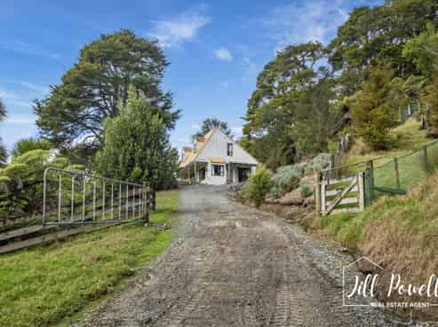 54 Paparoa Station Road, Paparoa