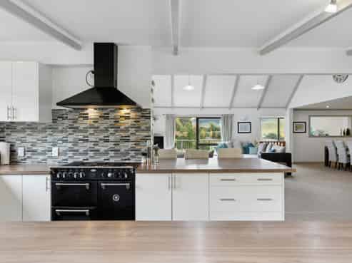 976 Mapara Road, Kinloch