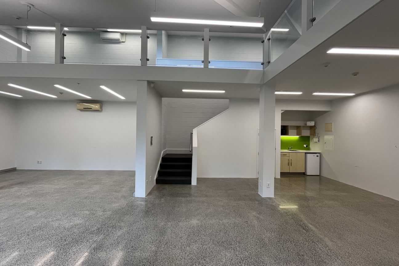 Modern, corner office on Broadway - Bild 2