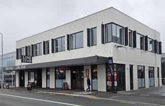 Opportunity Knocks in Riccarton