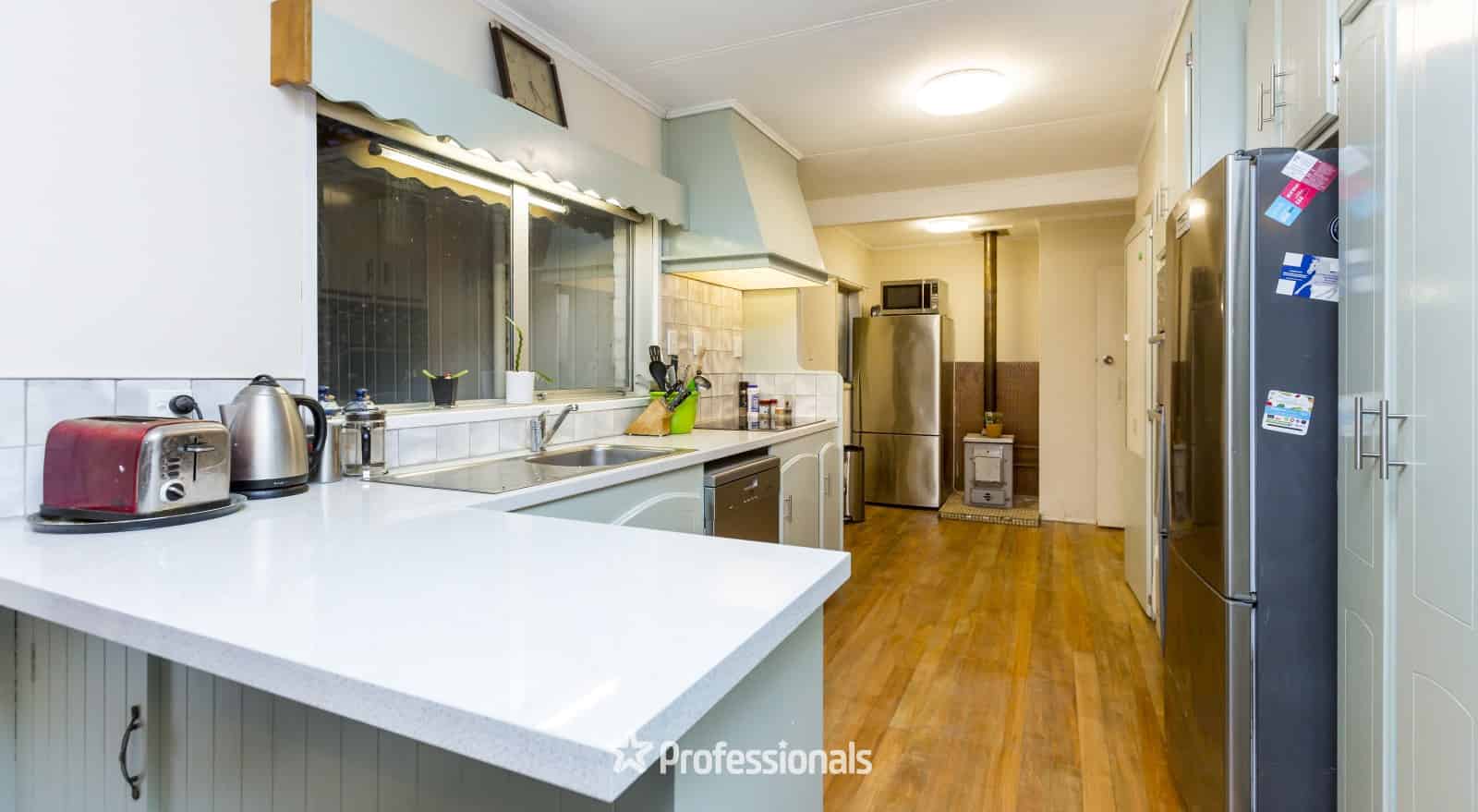 8 Boundary Road, South Featherston, South Wairarapa For Sale