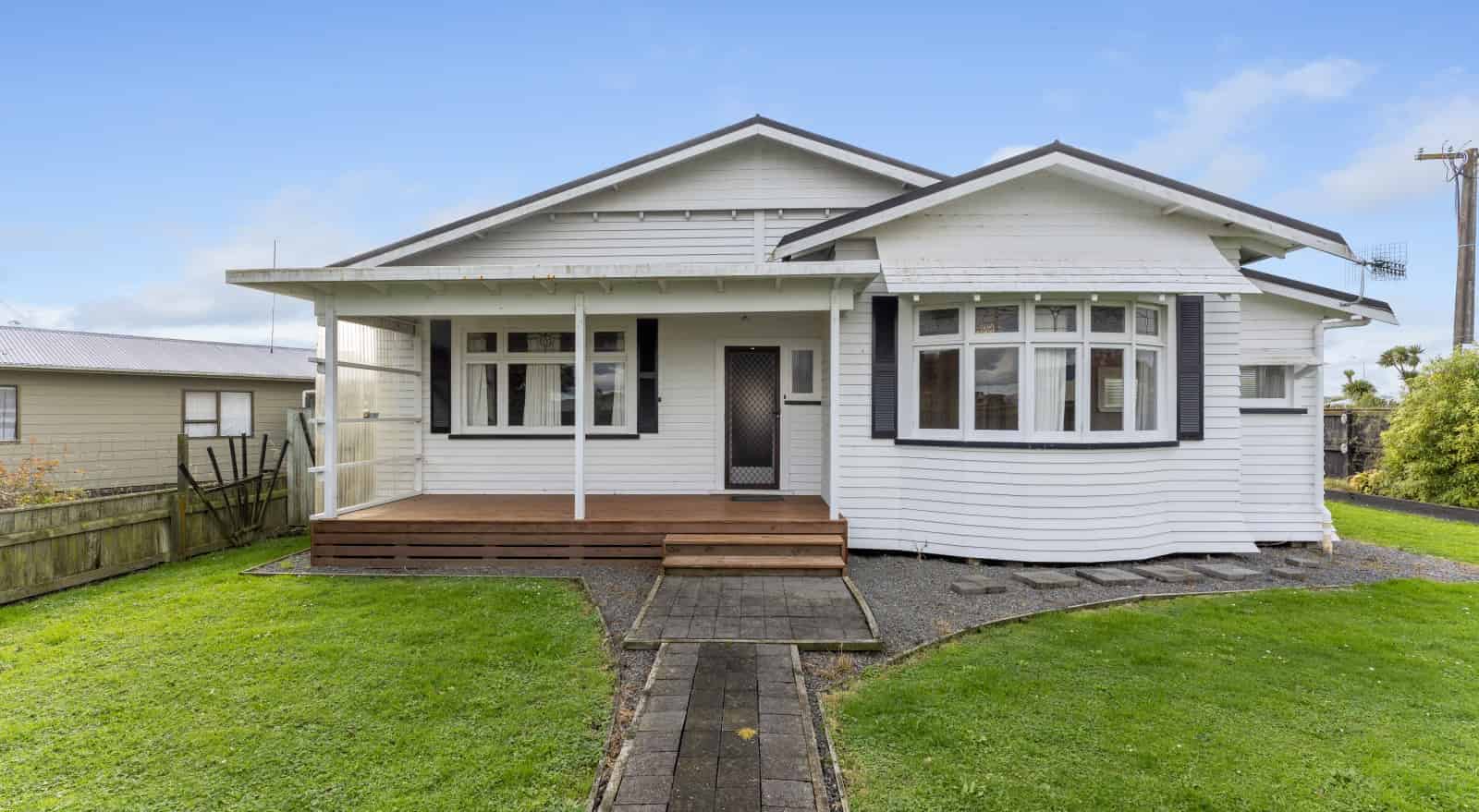 Sold - 2 Fagan Street, Sanson - realestate.co.nz