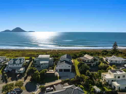 12 Captains Cove, Coastlands