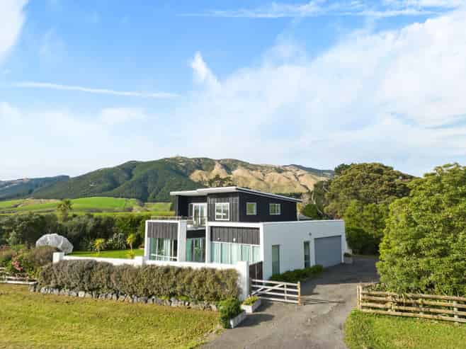 109 Williams Road, Tokomaru