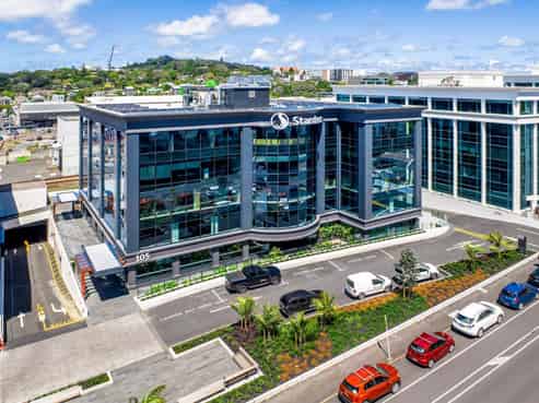 BRAND-NEW MODERN GREEN STAR OFFICE
