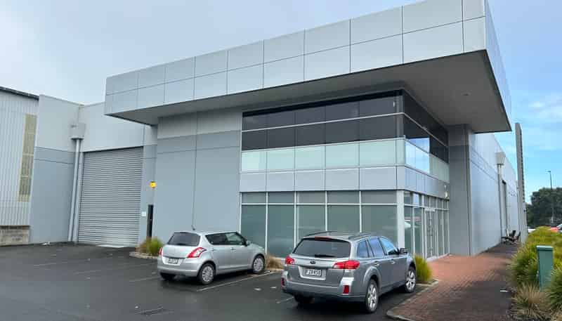 Unit B/80 Richard Pearse Drive, Mangere