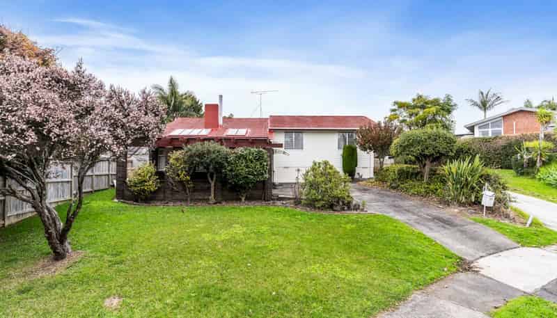 24 Ussher Place, Pakuranga Heights