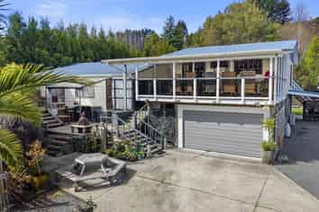 193 Katherine Mansfield Drive, Whitemans Valley
