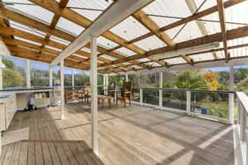 193 Katherine Mansfield Drive, Whitemans Valley