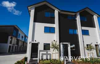 B/202 Carrington Road, Mount Albert