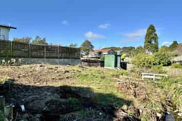 18 High Street East, Waitara