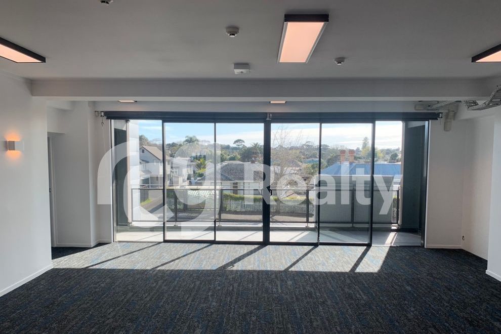 Handy & Well-Equipped Office | 200 m² | Ellerslie - Vista 4