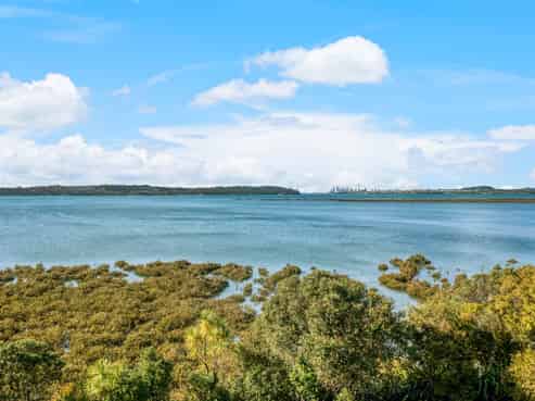 66 Seacrest Drive, West Harbour