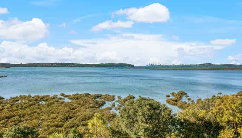 66 Seacrest Drive, West Harbour