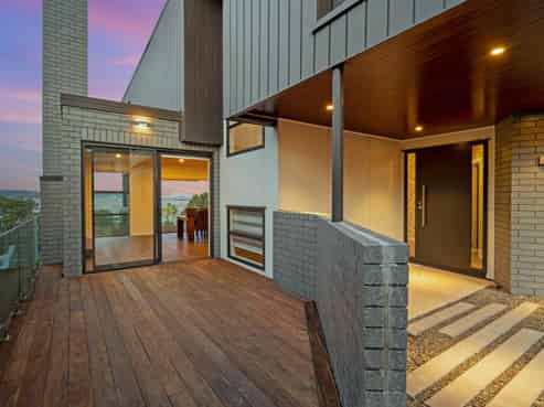 66 Seacrest Drive, West Harbour