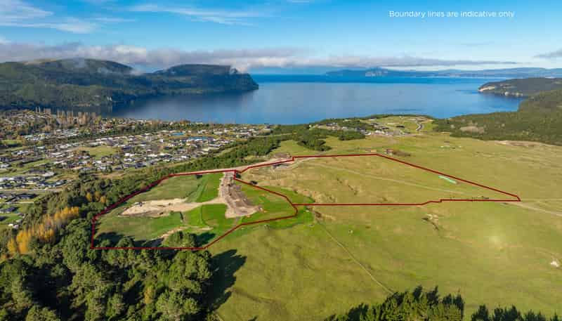 00 The Terraces, Kinloch
