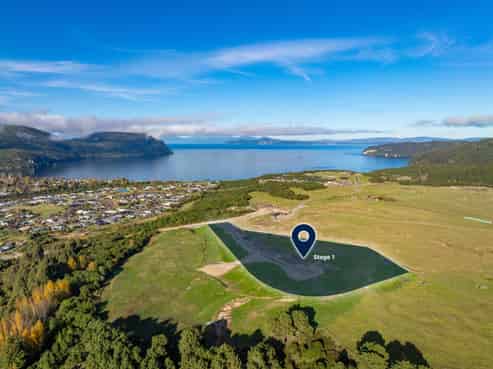 00 The Terraces, Kinloch