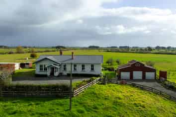 6942 State Highway 2, Paeroa