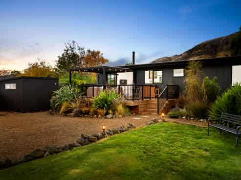 185 Purau Avenue, Purau