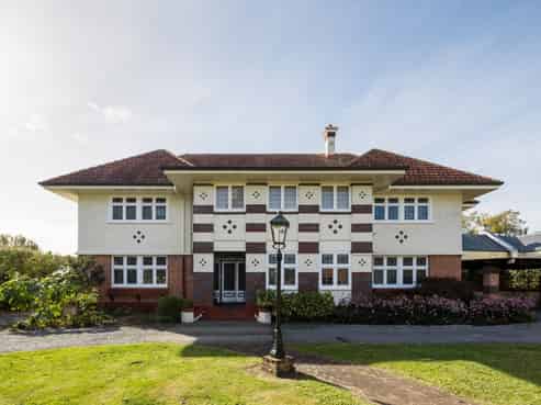 Unique lease opportunity 