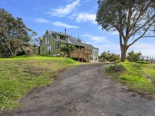 35 Old Coach Road North, Otaki