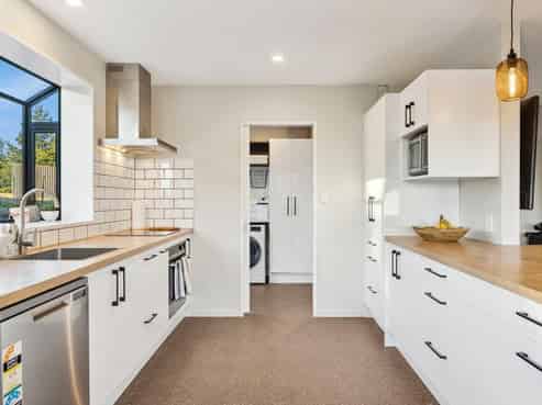 174 Chain Hills Road, Chain Hills