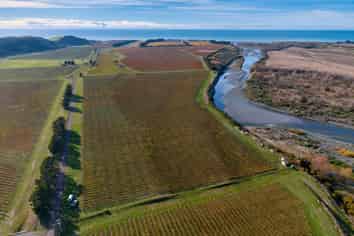 102 Renners Road, Lower Dashwood