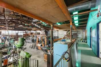 Hard working New Lynn Industrial