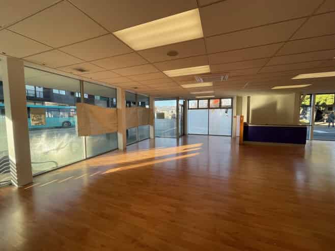 Exceptional Showroom Exposure