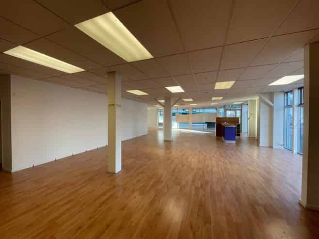 Exceptional Showroom Exposure