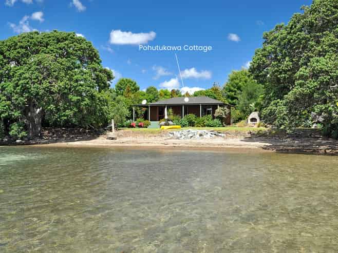  Sanctuary in the Cove, Coopers Beach