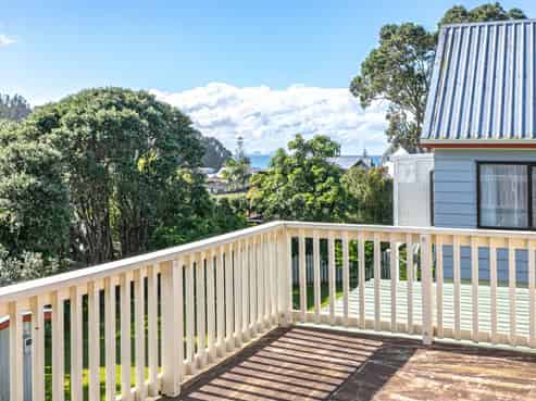 104 Titiro Place, Onemana