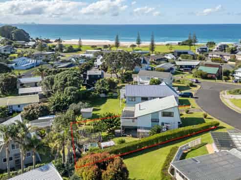 104 Titiro Place, Onemana