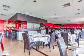 Landmark Hospitality Lease In Newmarket