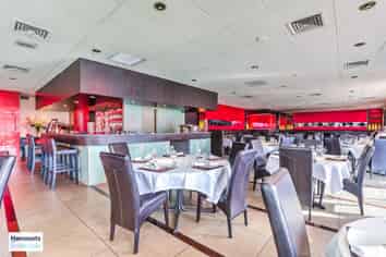 Landmark Hospitality Lease In Newmarket