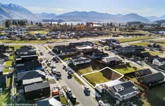 51 Avalon Station Drive, Wanaka