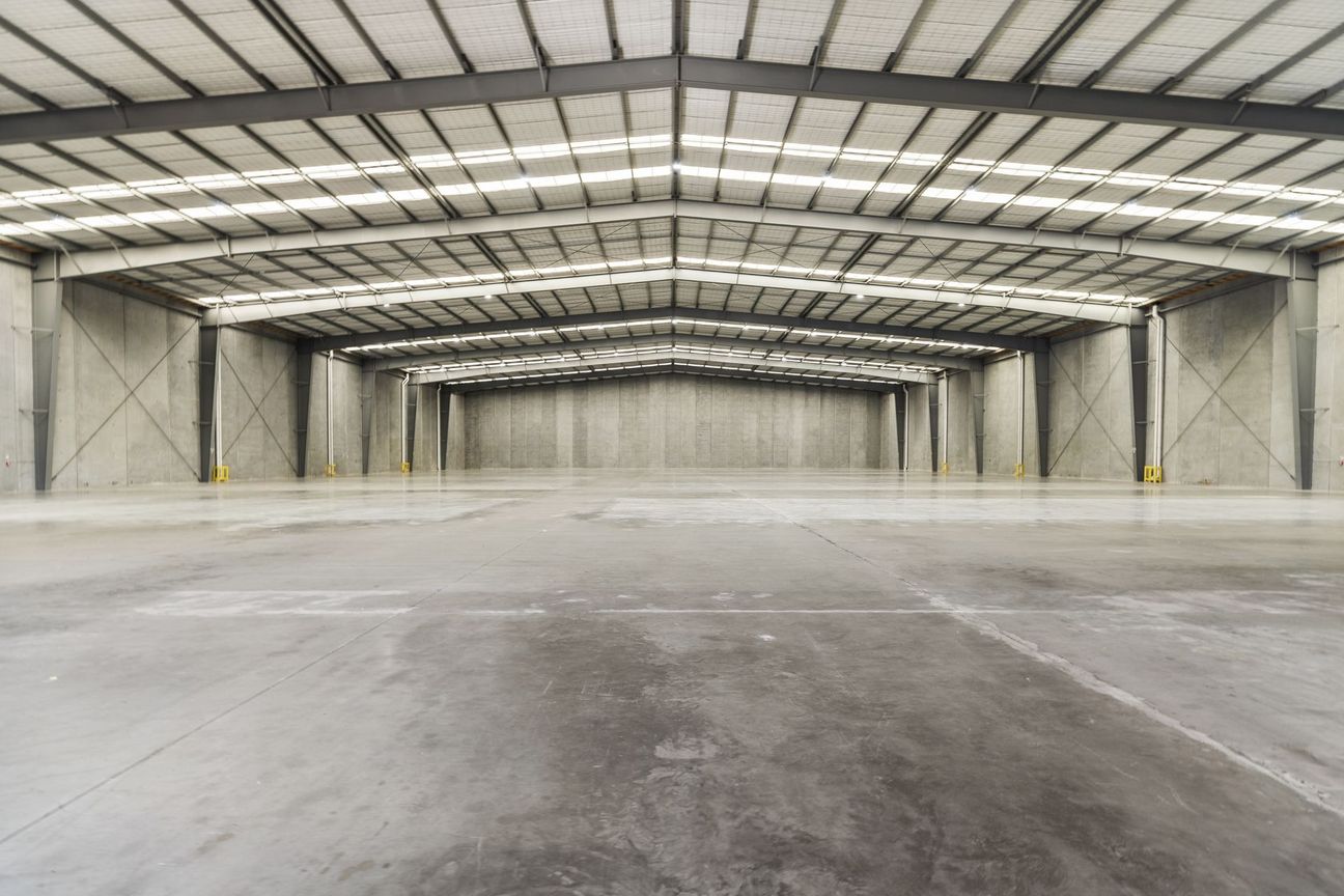 JLL | Industrial Gem in Prime Wiri Location - Fler