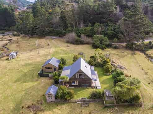 1038 Paekakariki Hill Road, Pauatahanui