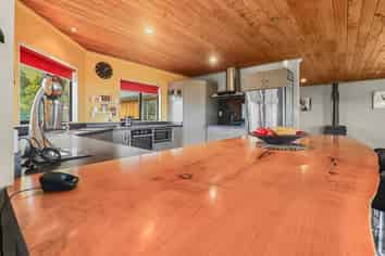 1411 Marokopa Road, Marokopa