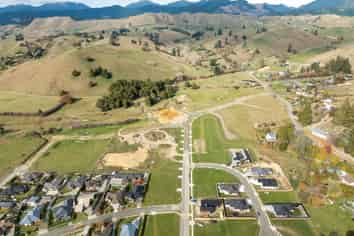  Wakefield Village Development, Wakefield