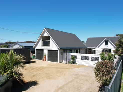 41 Koputara Road, Himatangi Beach