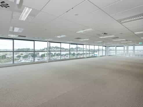 NORTHERN ICON - OPTIONS FROM 300M² TO 741M²
