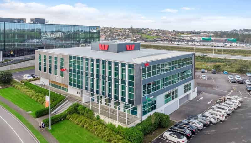 51 Corinthian Drive, Albany