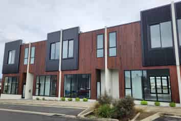 High Quality Live/Work Available in Kumeu