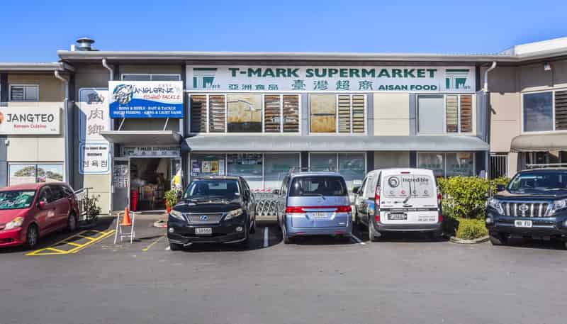 8/20 Link Drive, Wairau Valley