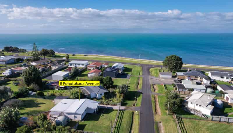 8 Pohutukawa Avenue, Kaiaua