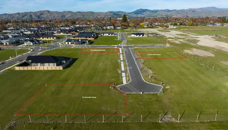 3 Rose Manor sections, Springlands