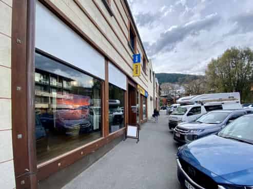CBD Retail or Showroom
